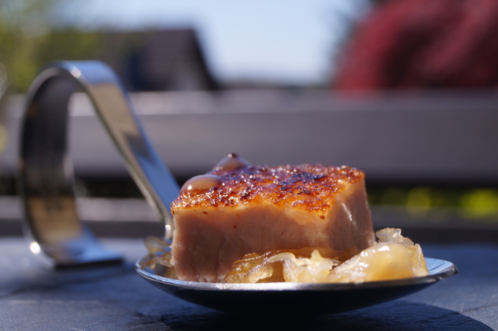 Sous Vide Schweinebauch an kandiertem Sauerkraut