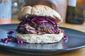 Wildschwein Pulled Pork Burger