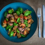 Brotsalat mit Steak