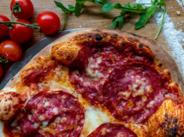 Pizza Salami - Rezept vom Klassiker
